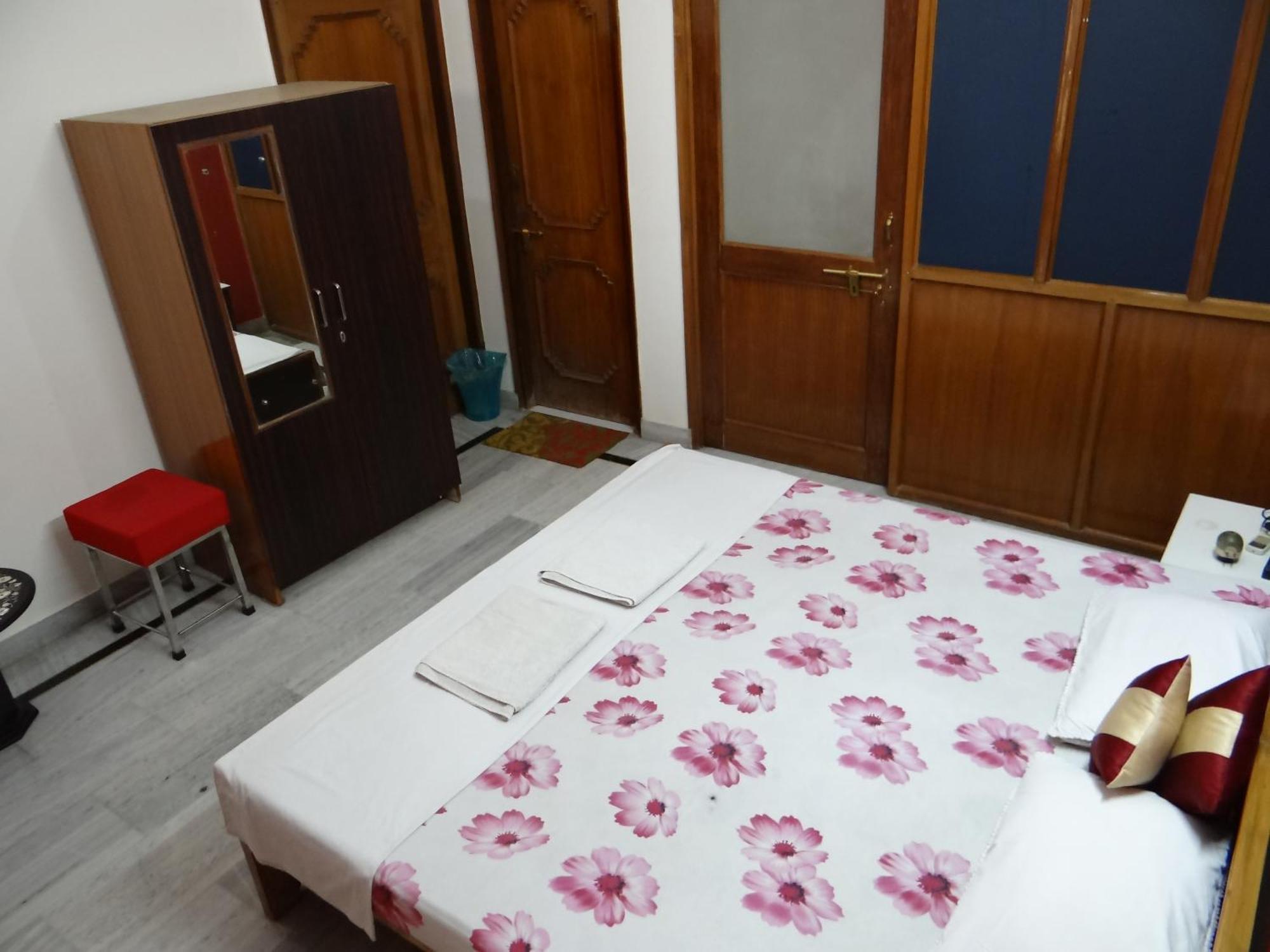N Homestay Agra Tājganj Екстериор снимка