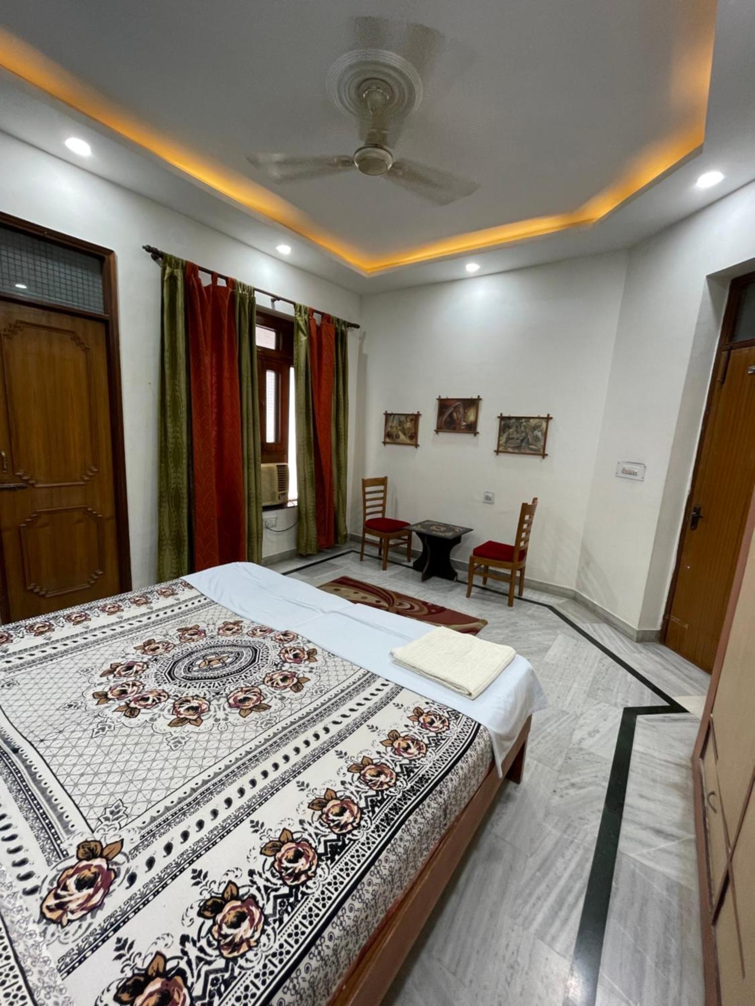 N Homestay Agra Tājganj Екстериор снимка