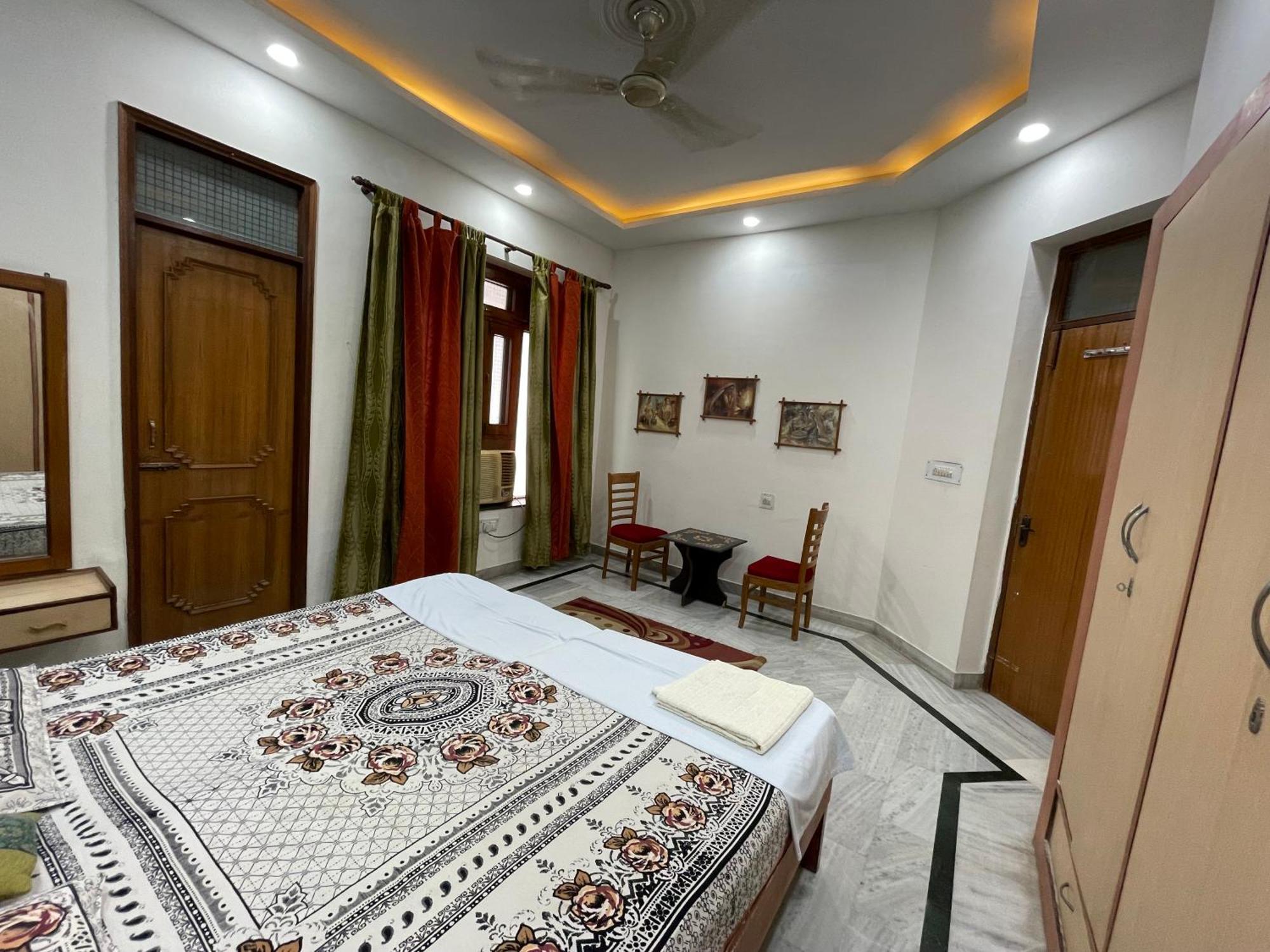 N Homestay Agra Tājganj Екстериор снимка