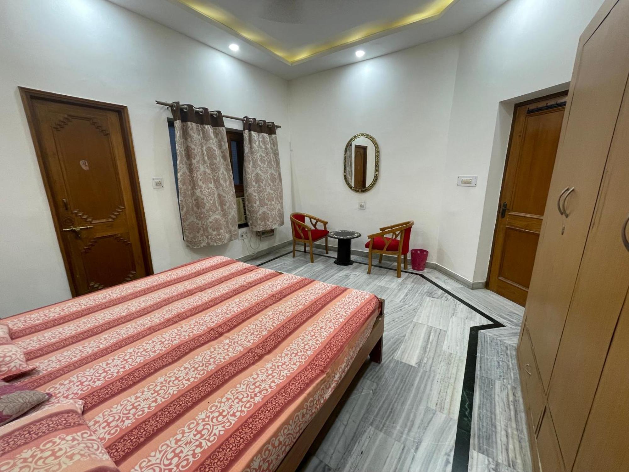 N Homestay Agra Tājganj Екстериор снимка