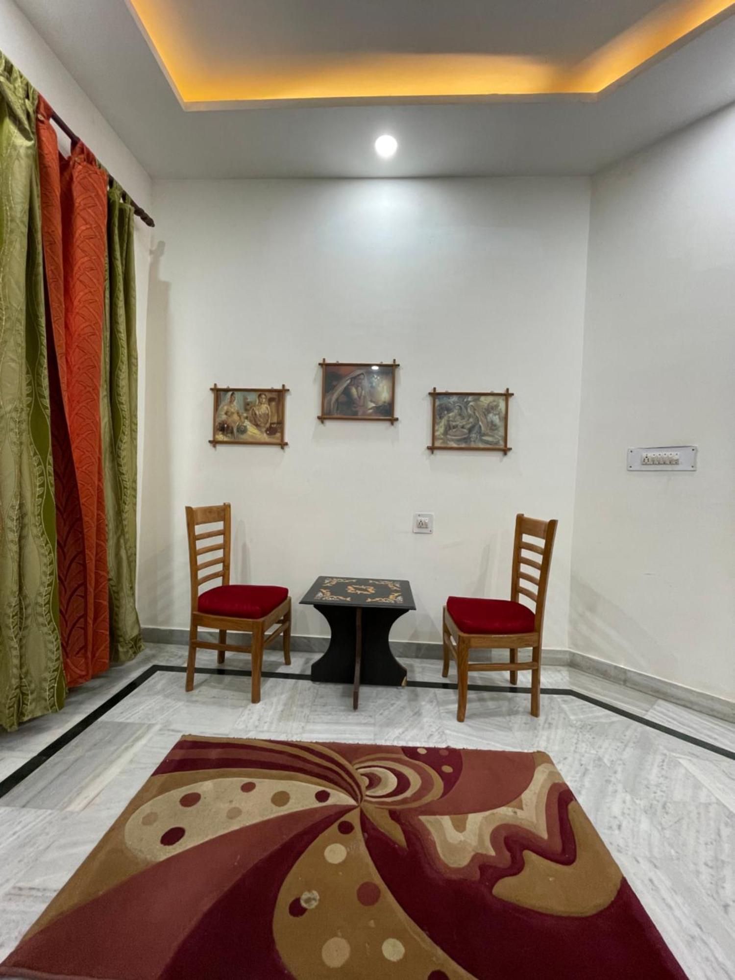 N Homestay Agra Tājganj Екстериор снимка