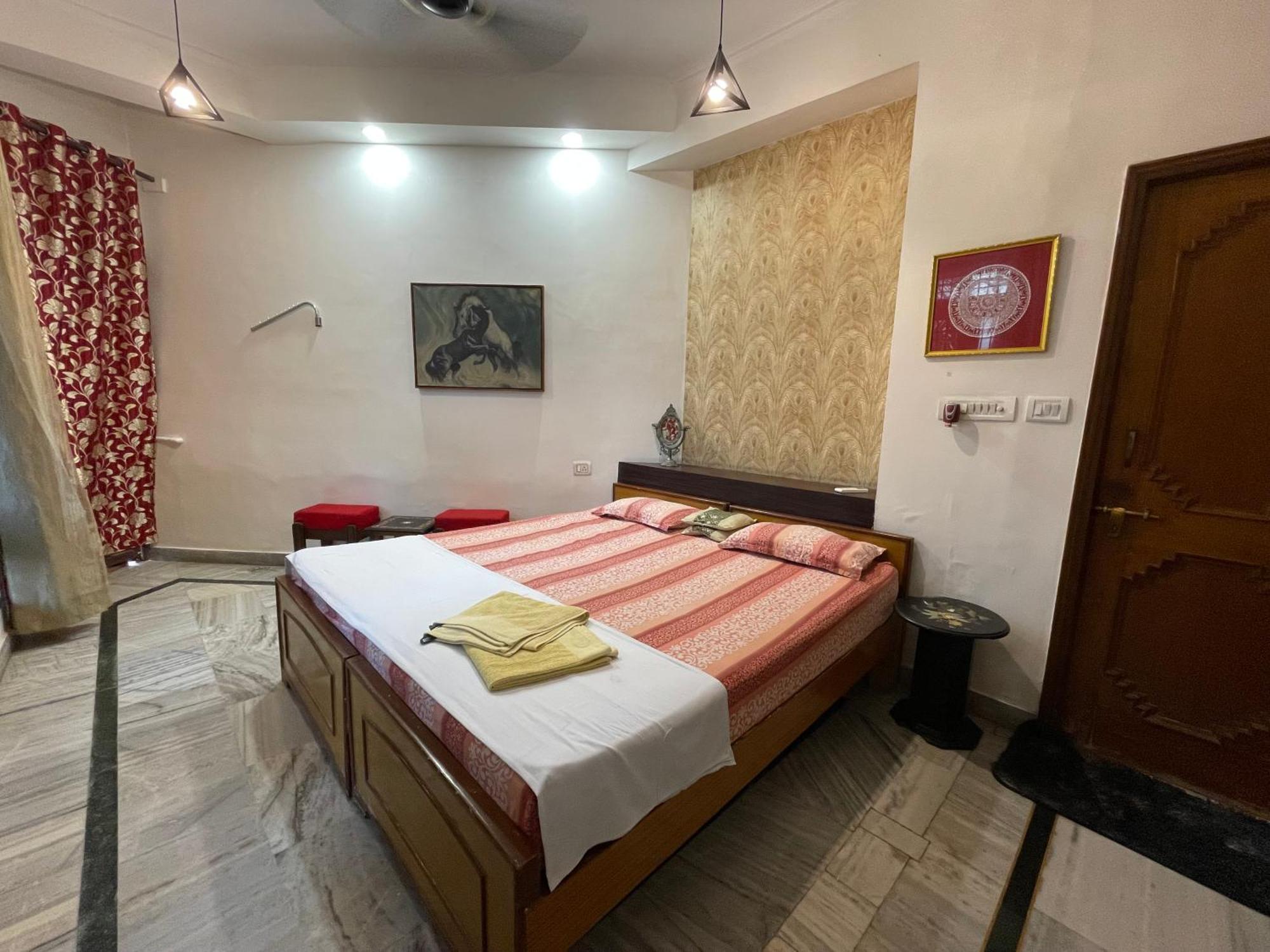 N Homestay Agra Tājganj Екстериор снимка