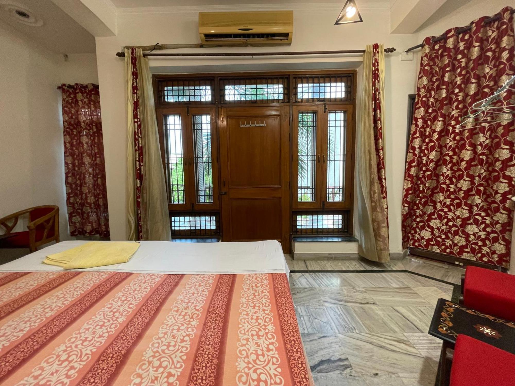 N Homestay Agra Tājganj Екстериор снимка