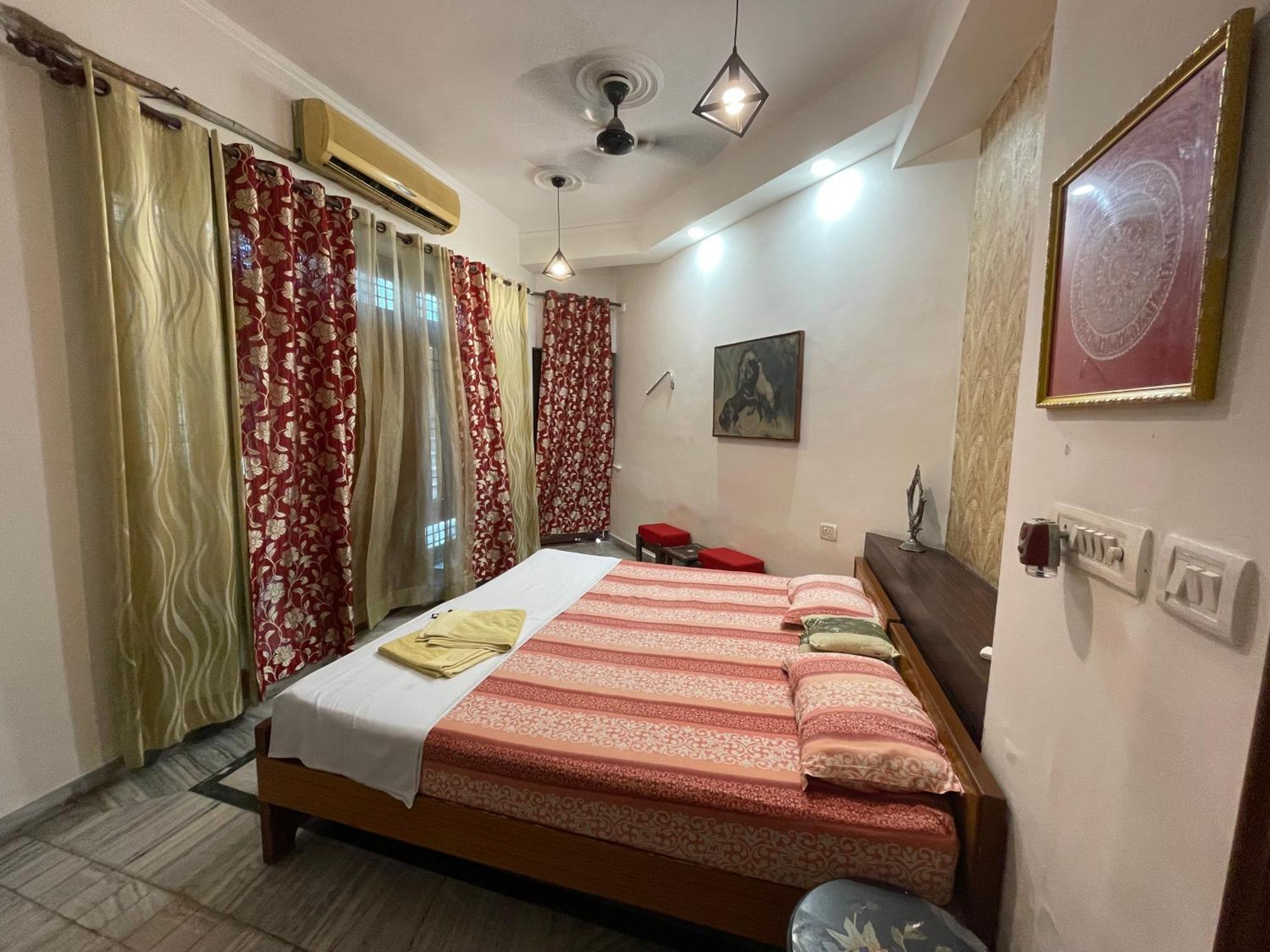 N Homestay Agra Tājganj Екстериор снимка